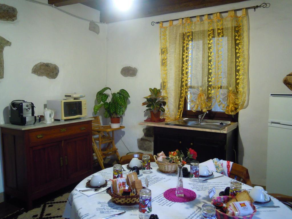 Casa Castori Bed & Breakfast Macomer Ngoại thất bức ảnh