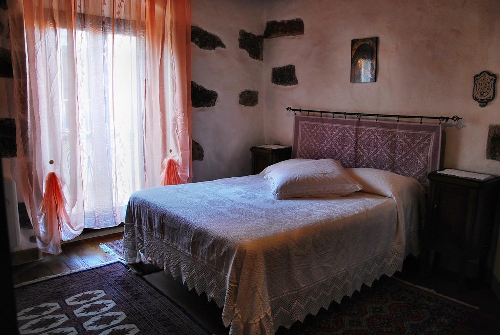 Casa Castori Bed & Breakfast Macomer Ngoại thất bức ảnh